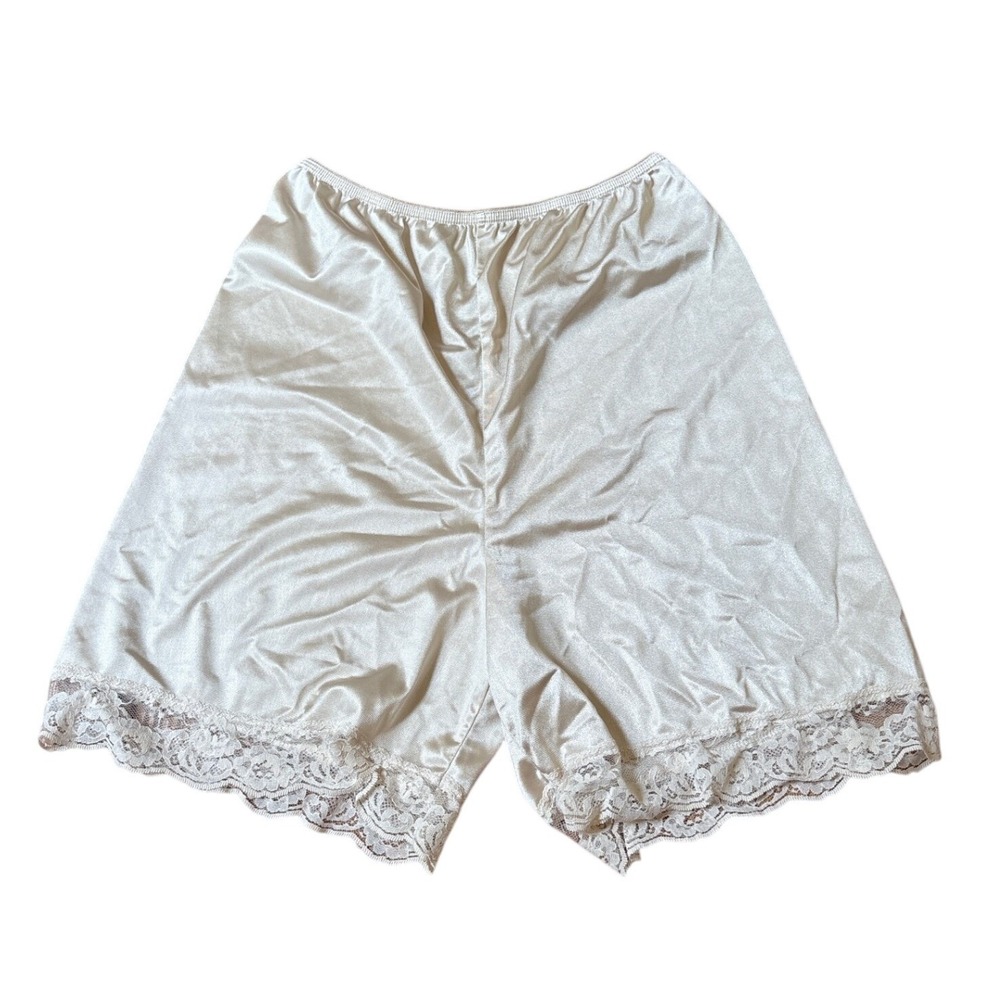 Wondermaid Tap Pants Women Ivory Lace Trim Silky Bloomers SIZE Large